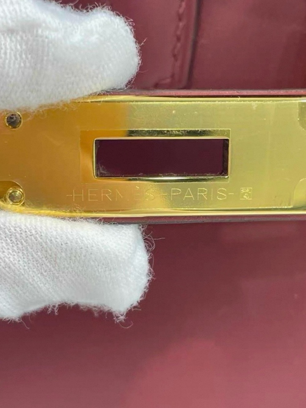 Hermes Burgundy Birkin 30 Y series 2020 rogue vif Jonathan leather gold hardware - Picture 12 of 16